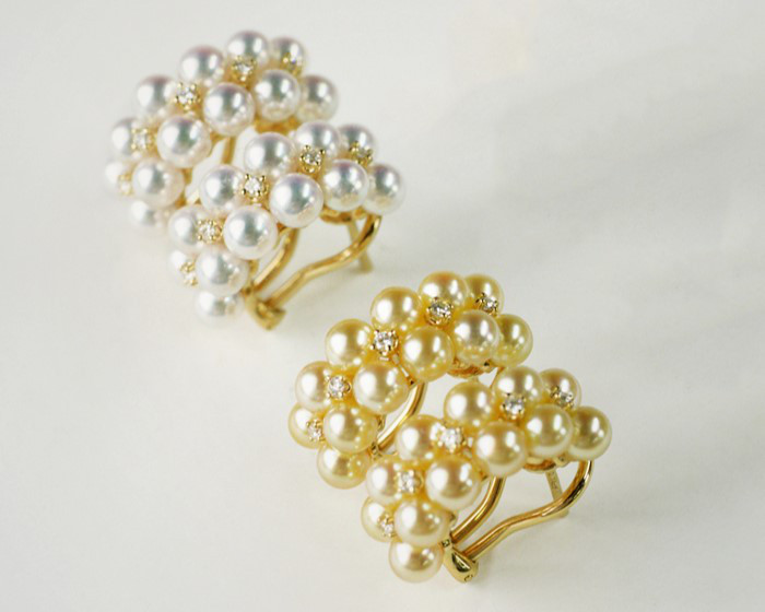 ルミナ 3.5-4.5mm 日本製アコヤ海水真珠イヤリング、18Kゴールド、マルチビーズデザイン、シンプルでエレガント、発光シリ