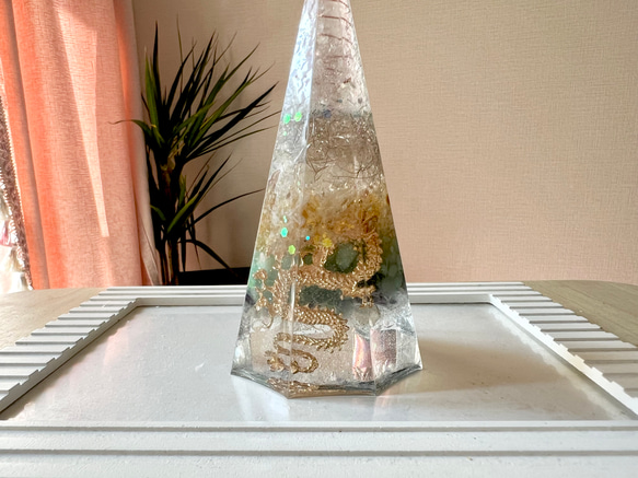 昇り龍がポイントのオルゴナイト 6枚目の画像