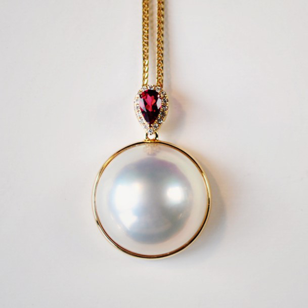 ルミナ 14.5-16mm 日本製オーロラホワイトホースパールネックレス 18Kゴールドペンダント ピンクシリーズ エレガントで