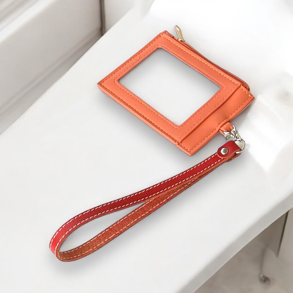 ストレート  ハンドストラップ  N 本革ヌメ エイジング  IDケース 男女兼用 7枚目の画像