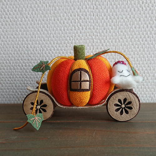 ハロウィン飾り かぼちゃの馬車とミニかぼちゃ セット 置物 羊毛