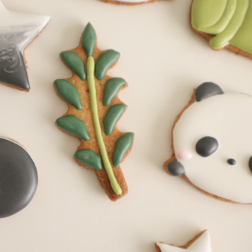 パンダ 【アイシングクッキー】 シック 白黒 おしゃれ オーダー 通販