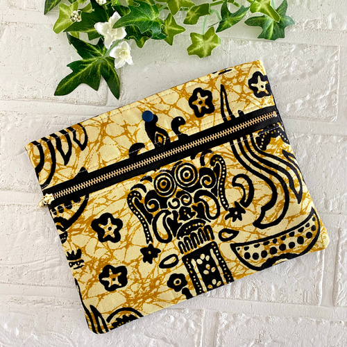 再販】 インドネシアバティック 通帳ポーチ 藤井風 ポーチ ユーカリ