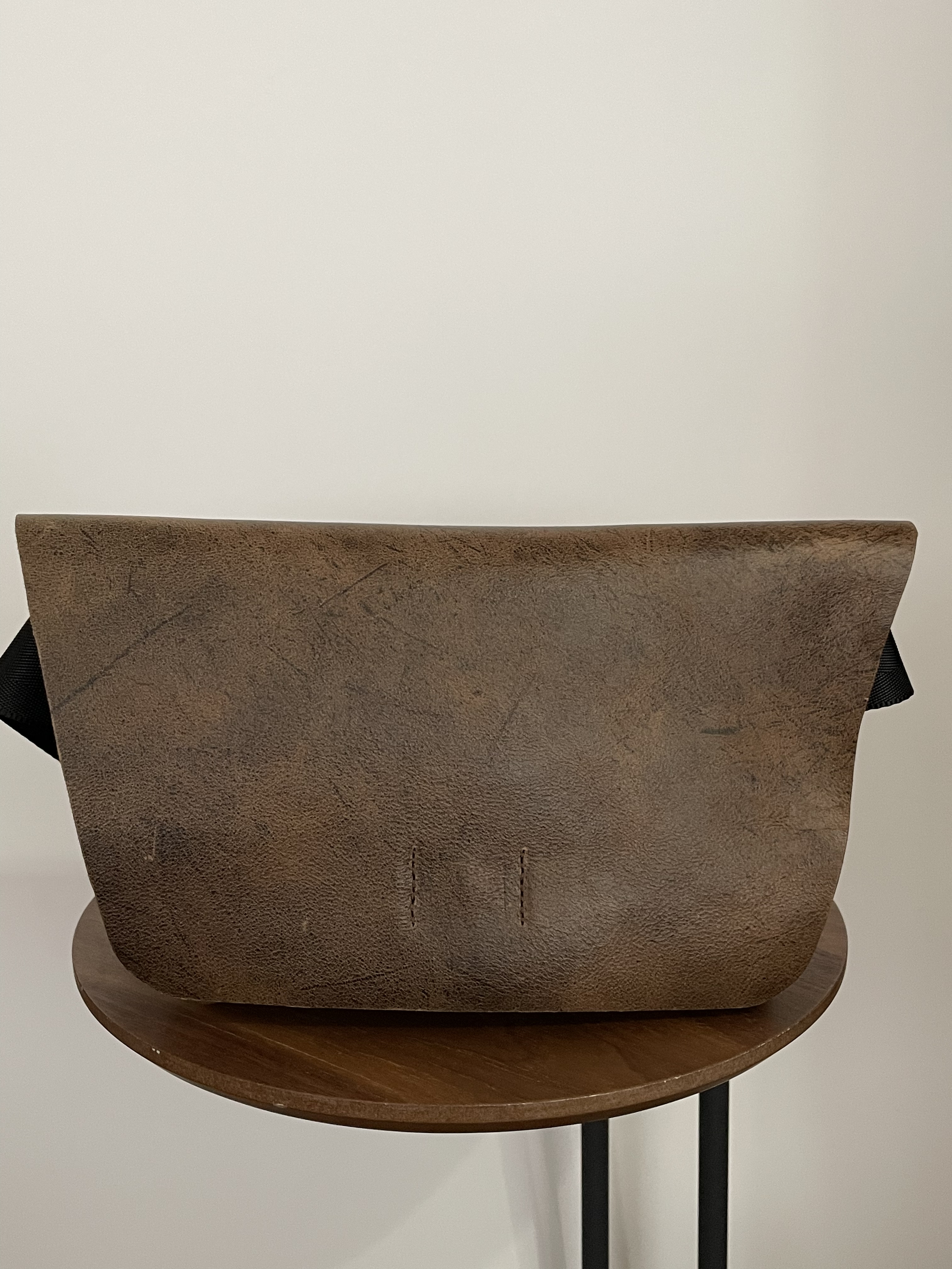 クードゥー　ボディバッグ