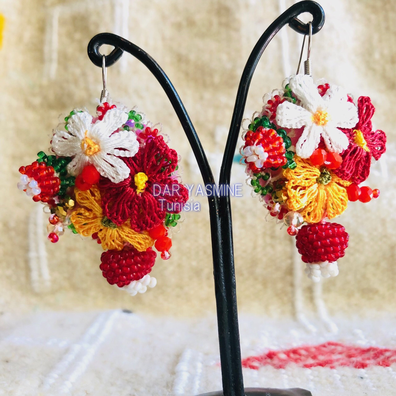 トルコ伝統工芸　oya刺繍　「楽園の果実」ザクロの季節・守りや祝福　ピアス　1141＊