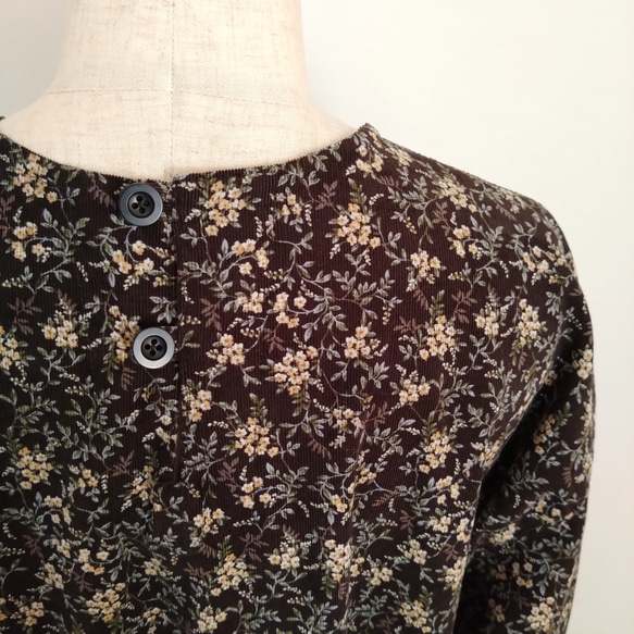 再販！× 10  新色！ボタニカルコーデュロイのワンピース  ブラウン 6枚目の画像