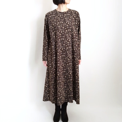 再販！× 10  新色！ボタニカルコーデュロイのワンピース  ブラウン 2枚目の画像