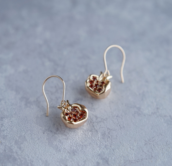 秋の実り／柘榴のピアス（イヤリング） 1枚目の画像