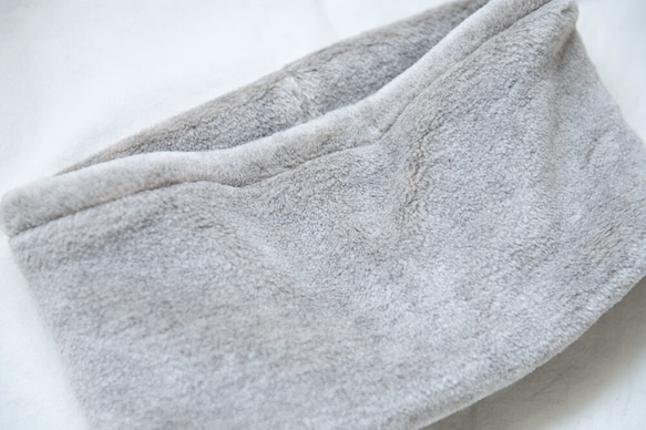 Organic Cotton Fur ヤク混グレージュ　ネックウォーマー【Shortサイズ】 3枚目の画像