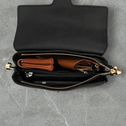 本革　エレガントデザインバッグ　2way ストラップ2本付き 6枚目の画像