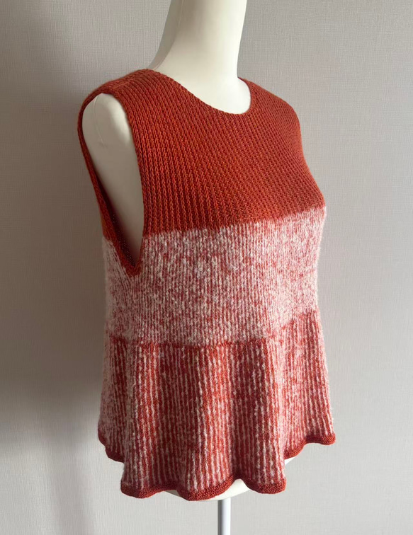 手編みベスト ベビーアルパカ&シルクの毛糸を使用 1枚目の画像