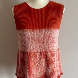 手編みベスト ベビーアルパカ&シルクの毛糸を使用 3枚目の画像