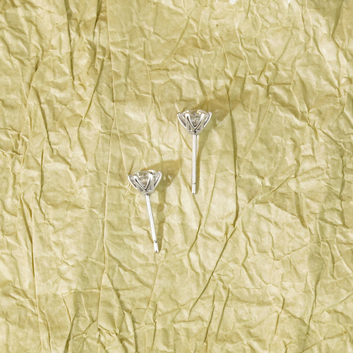 クラシックソリティアピアス（ステンレスポスト）即納品 (C)（1週間発送） クラシックソリティアピアス（ステンレスポスト）即納品 (C)（1