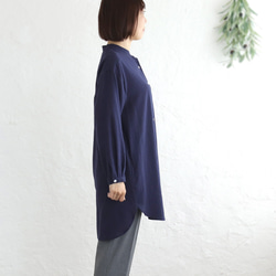 とろけるような肌ざわり 秋のはじまりに✦ 東炊きコットン チュニック丈ロングシャツ（ネイビー）TP09 4枚目の画像