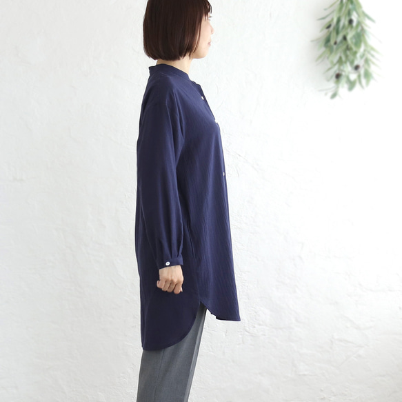 とろけるような肌ざわり 秋のはじまりに✦ 東炊きコットン チュニック丈ロングシャツ（ネイビー）TP09 4枚目の画像