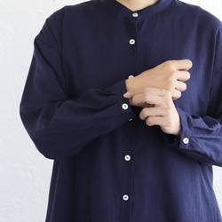 とろけるような肌ざわり 秋のはじまりに✦ 東炊きコットン チュニック丈ロングシャツ（ネイビー）TP09 13枚目の画像
