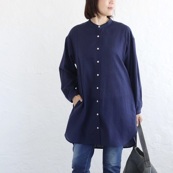 とろけるような肌ざわり 秋のはじまりに✦ 東炊きコットン チュニック丈ロングシャツ（ネイビー）TP09 3枚目の画像