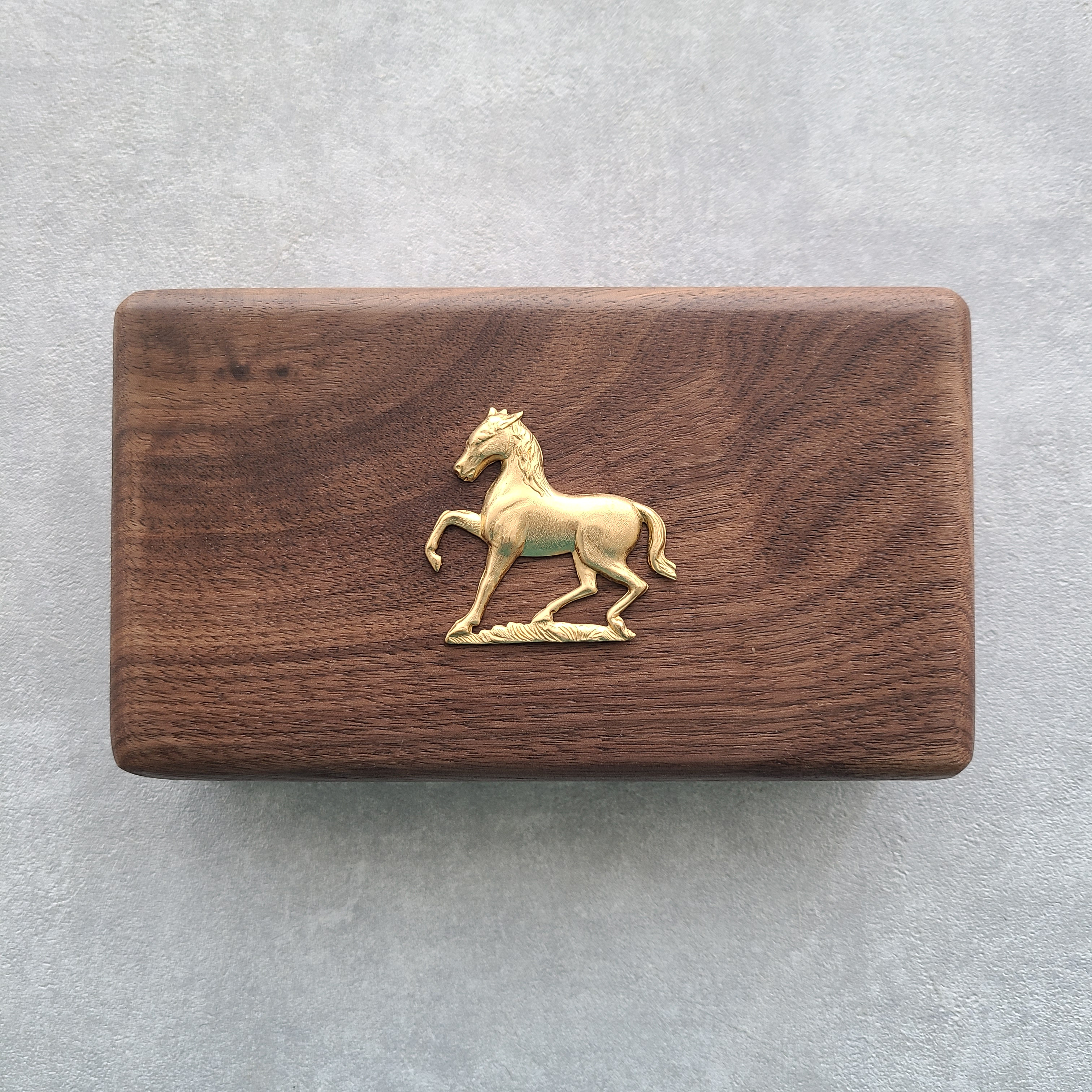 【送料無料】馬モチーフ付きジュエリーケース｜大人可愛い木製アクセサリーボックス・旅行や習い事にも