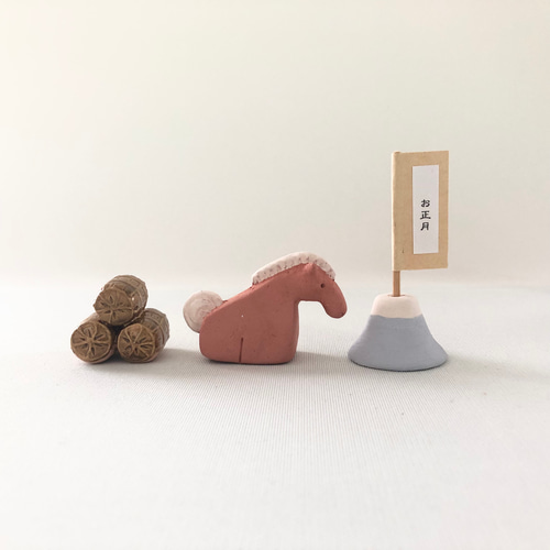 受注制作]ミニ干支 午（素焼き・黒陶の馬 置物） その他置物 okara.bo