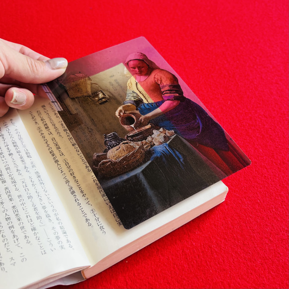 名画透明栞　フェルメール【牛乳を注ぐ女】 2枚目の画像