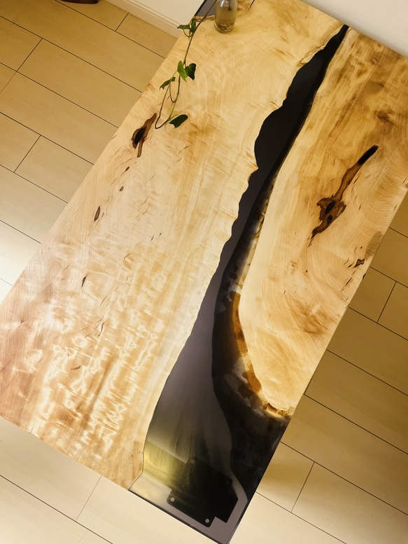 カウンターテーブル一枚板テーブル栃の木無垢材家具アイアンテーブル