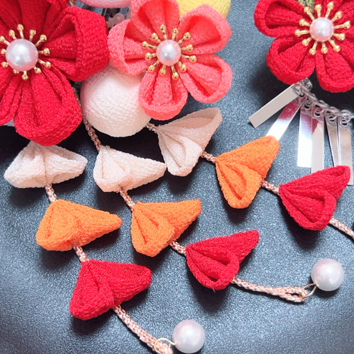 3日で発送 七五三 つまみ細工 髪飾り(赤 うさぎ) 銀ビラ 3歳 7歳 753 3