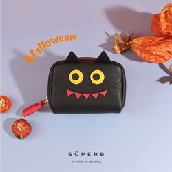 【2025年ハロウィン仮装ver./クロネコポーチSMALL】毎日の相棒♪仮装ver.マルチポーチ【国産レザー】 1枚目の画像