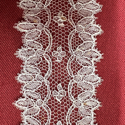 ポアン・ド・フランス飾りタイ（No.3880）