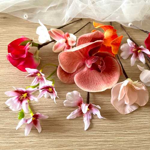 送料無料〉♡オレンジ×ピンク♡胡蝶蘭とオーキッドの髪飾り 結婚式