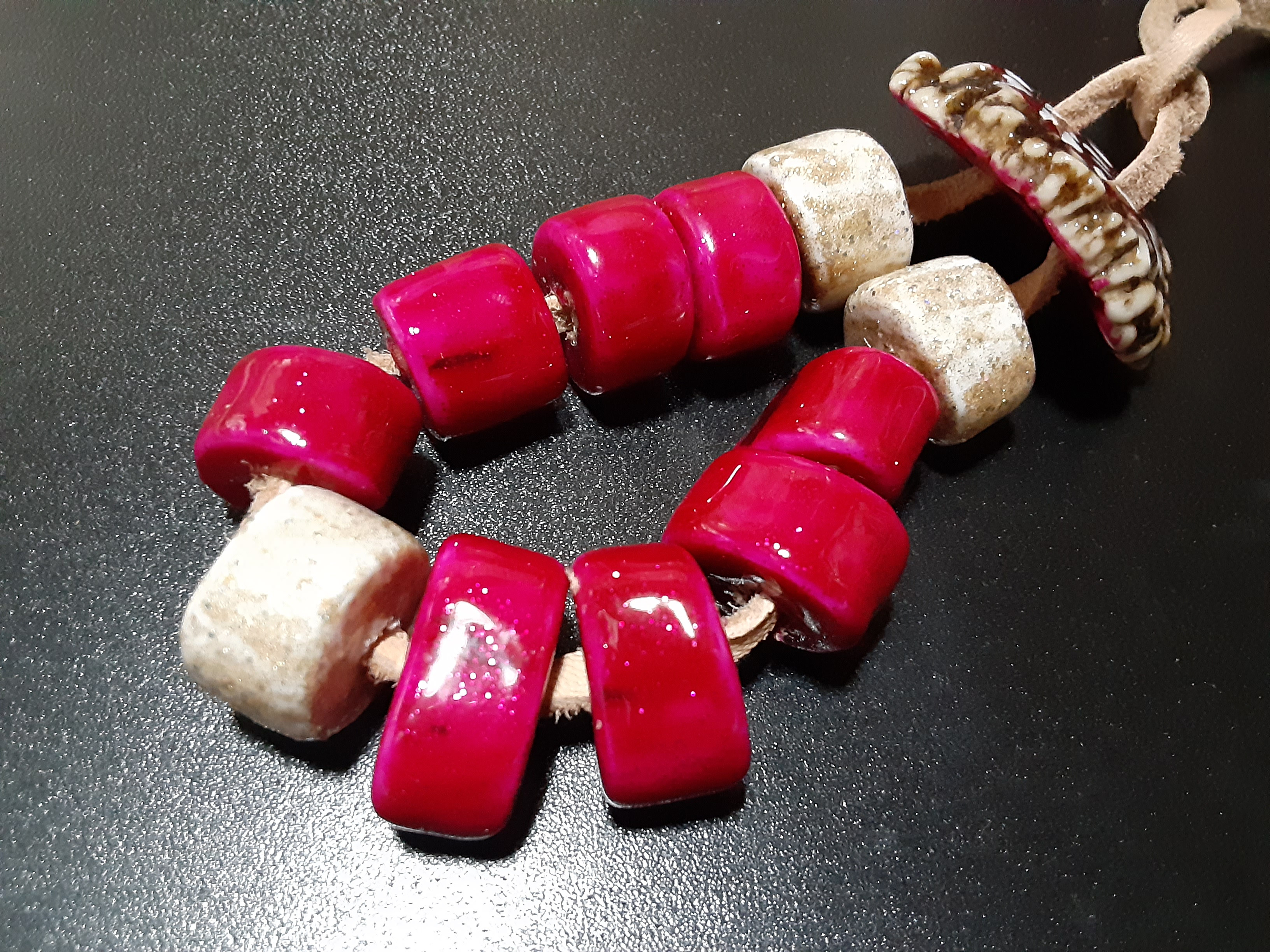 九州鹿の鹿角ブレスレット　ピンク