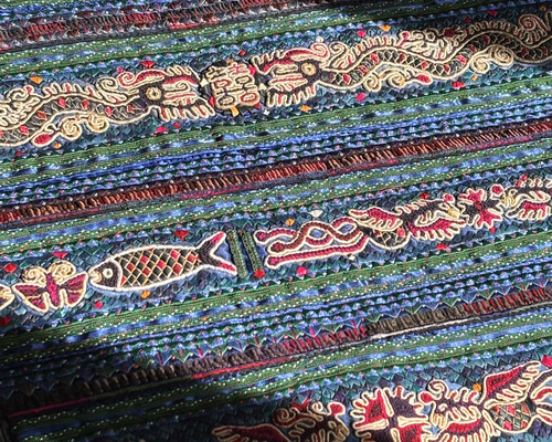 【新品】手織り 民族布 刺繍 伝統工芸 ハンドメイド タイ　希少　カレン族 4fa191881014a31e74f8a3fa581a00