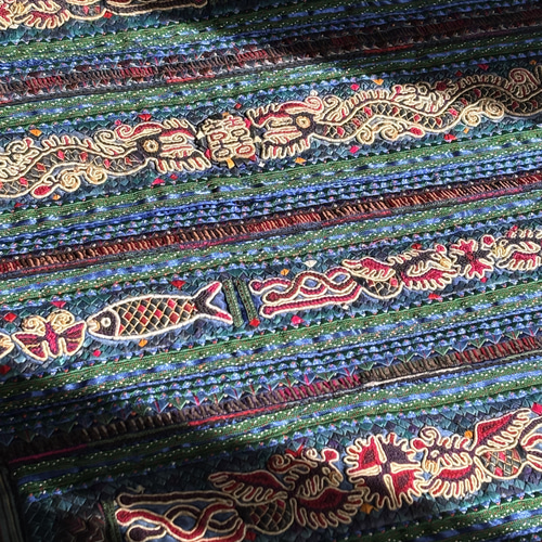 希少 民族工芸 伝統刺繍｜インテリアやコレクションに最適 民族伝統