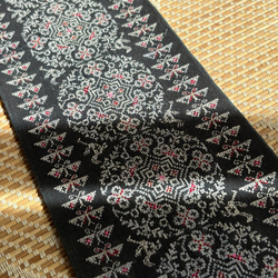 民族刺繍 古布 苗族 平繍 アンティーク布 藍色 テキスタイル 手仕事