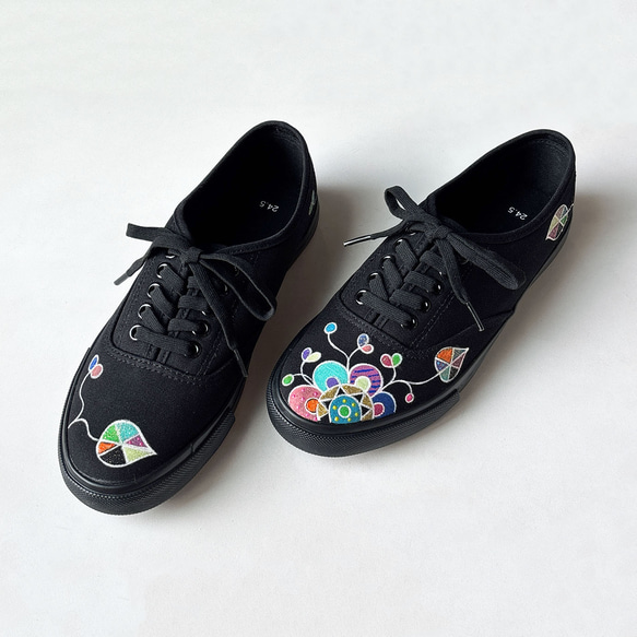スニーカー「ジョーヌlb」お花柄デザイン！レディース 2E【22.5〜25cm】受注制作 3枚目の画像