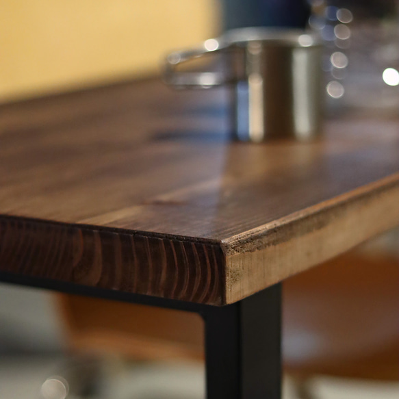 カウンターデスク｜足場板｜ブラウン｜薄塗りモルタル｜四角脚 4枚目の画像