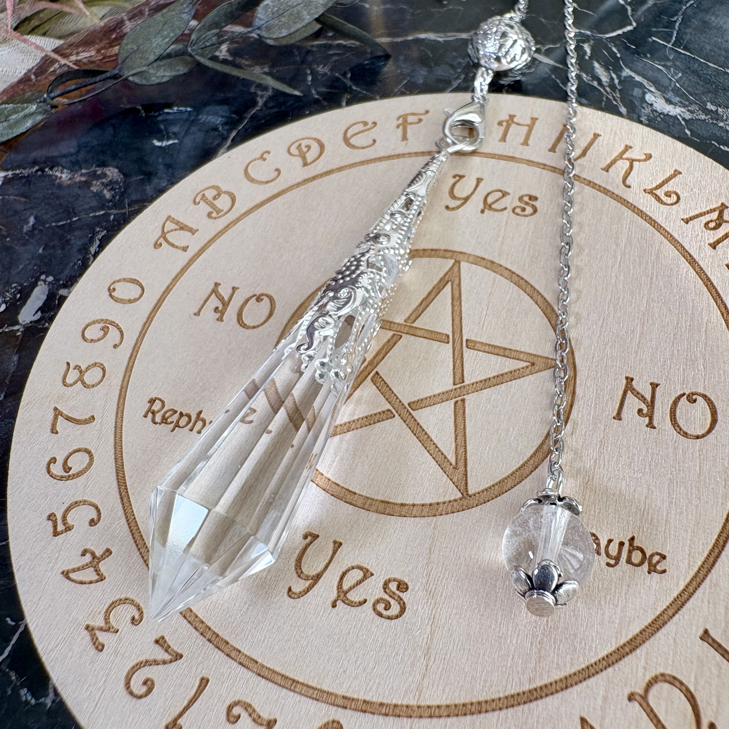 水晶ペンデュラムセット【秘儀の羅針盤】