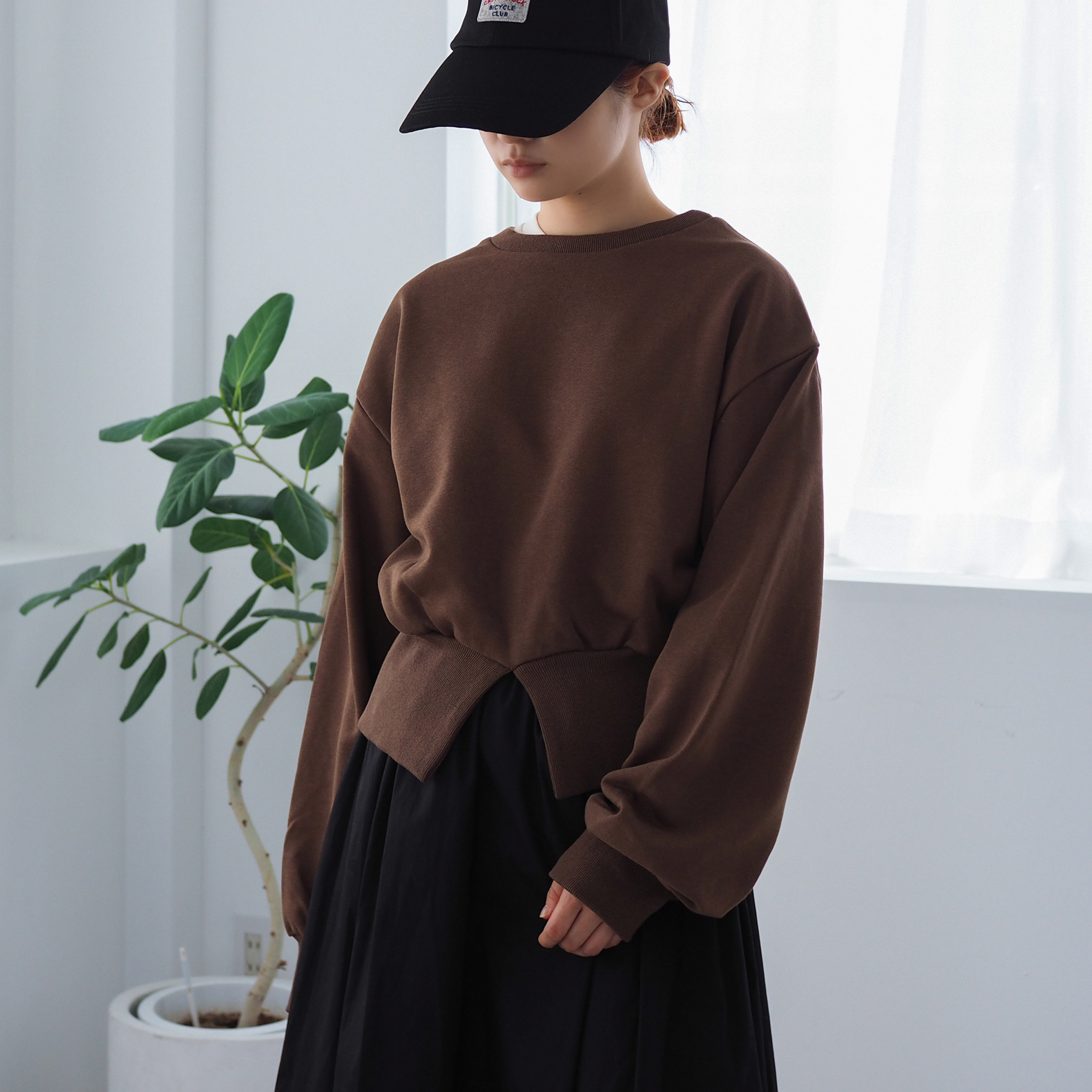 【選べる2色】ヘムスリット スウェット(長袖)