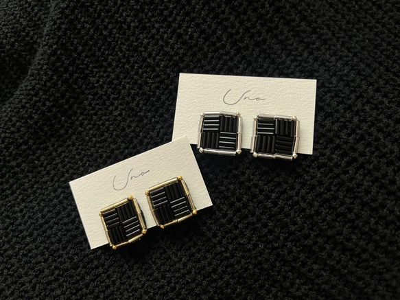 Black square long beads pierce・earring 4枚目の画像