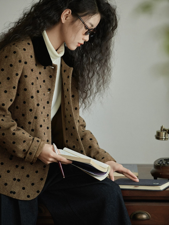 クラシックモダン配色カラー　ウール混ドット柄のジャケット・羽織り【秋冬春】ブラウン系 11枚目の画像