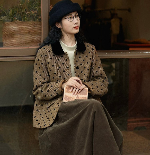 クラシックモダン配色カラー　ウール混ドット柄のジャケット・羽織り【秋冬春】ブラウン系 3枚目の画像