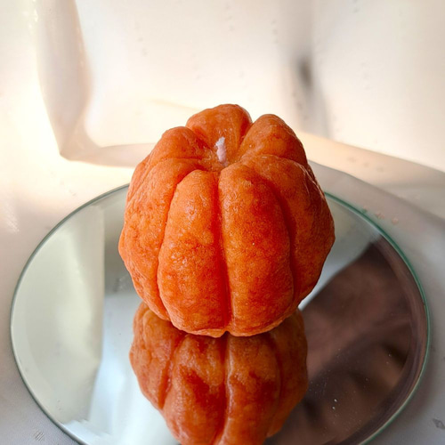マルシェで人気 ころんとしたアロマソイキャンドル オレンジ 癒し