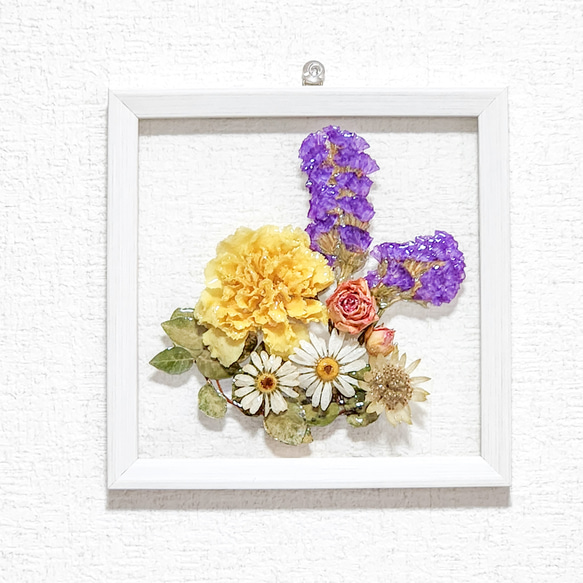 フラワーレジンプレート | カーネーション一輪｜崩れないドライフラワー｜ご褒美・誕生日・結婚・新築・記念日ギフト 5枚目の画像