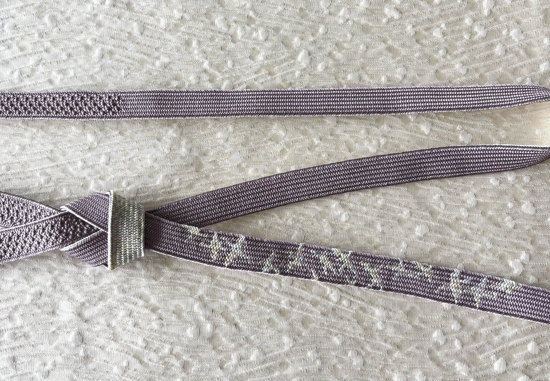 手組み組紐　帯締め　「群鶴」