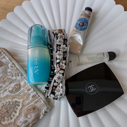 【16㌢】見た目以上の収納力　インド刺繍の贅沢ポーチ　スターナイト　 6枚目の画像