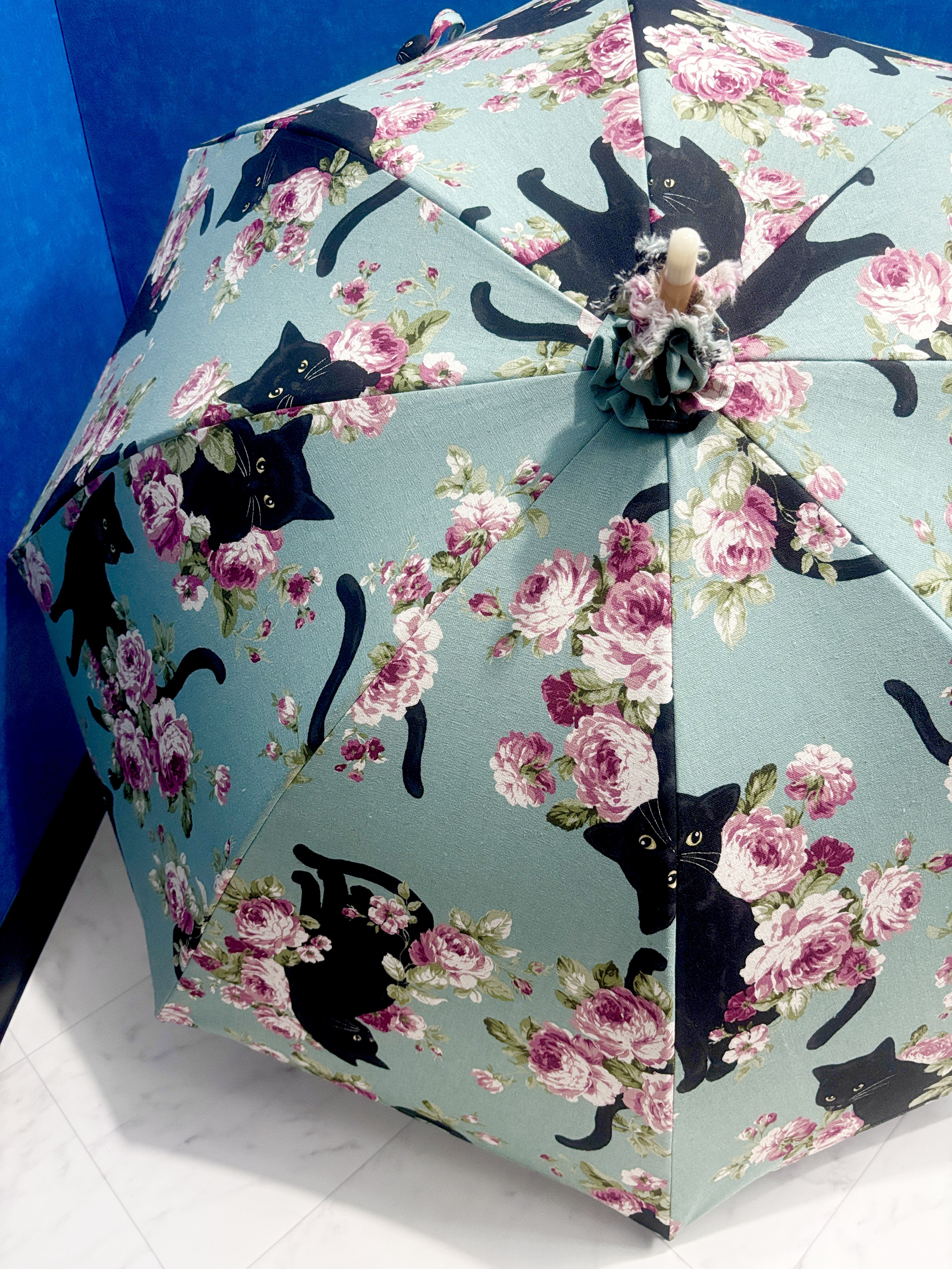 手作り日傘　夏の日なかの靑き猫 頬にすりつけて美しき ふかくゆかしくおそろしき【限定品】