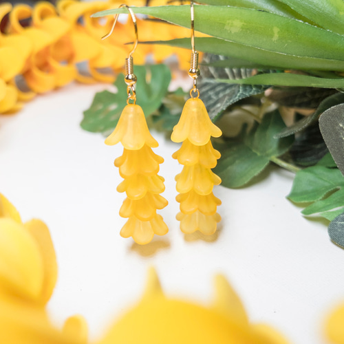 ハワイ プアケニケニ puakenikeni ピアス イヤリング (5連・イヤリング