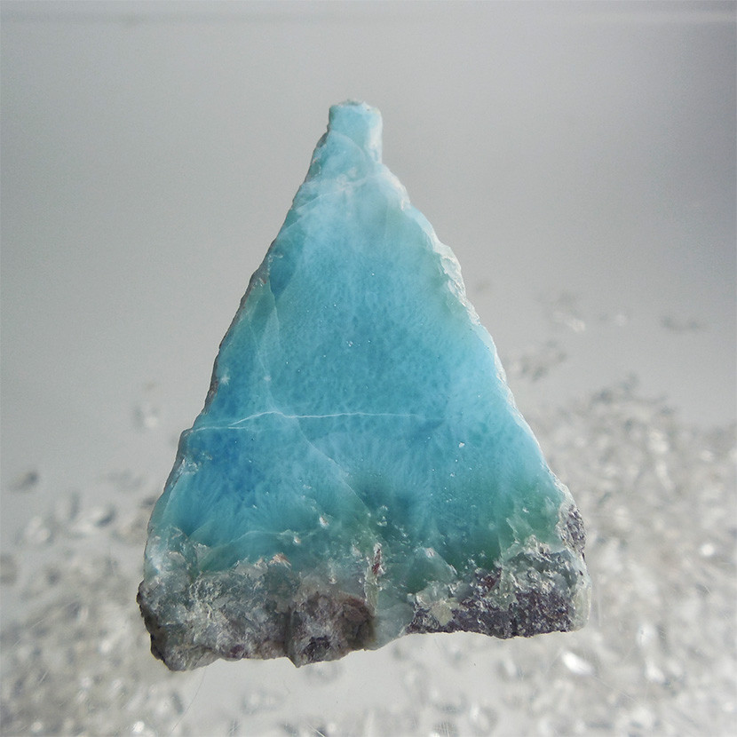 ラリマー原石　27g【送料込】　LMRG121　ドミニカ共和国の鉱山から　larimar
