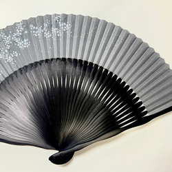 趣 -omomuki- 〈霞草〉　京扇子 3枚目の画像