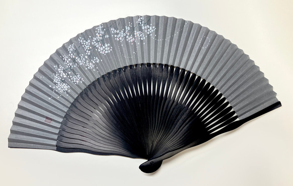 趣 -omomuki- 〈霞草〉　京扇子 1枚目の画像