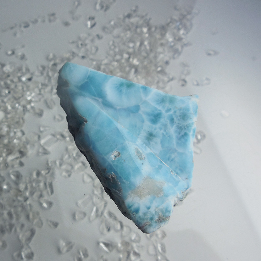 ラリマー原石　30g【送料込】　LMRG125　ドミニカ共和国の鉱山から　larimar